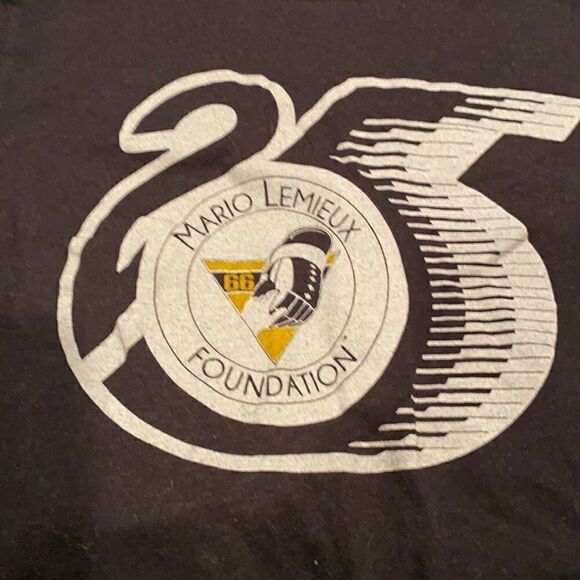 Mario Lemieux Foundation 25th anniversary XS - Picture 3 of 4